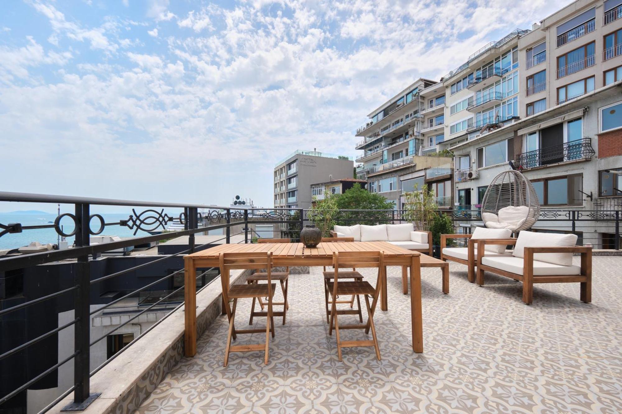 Modern Duplex Bosphorus View With Teracce Apartament Stambuł