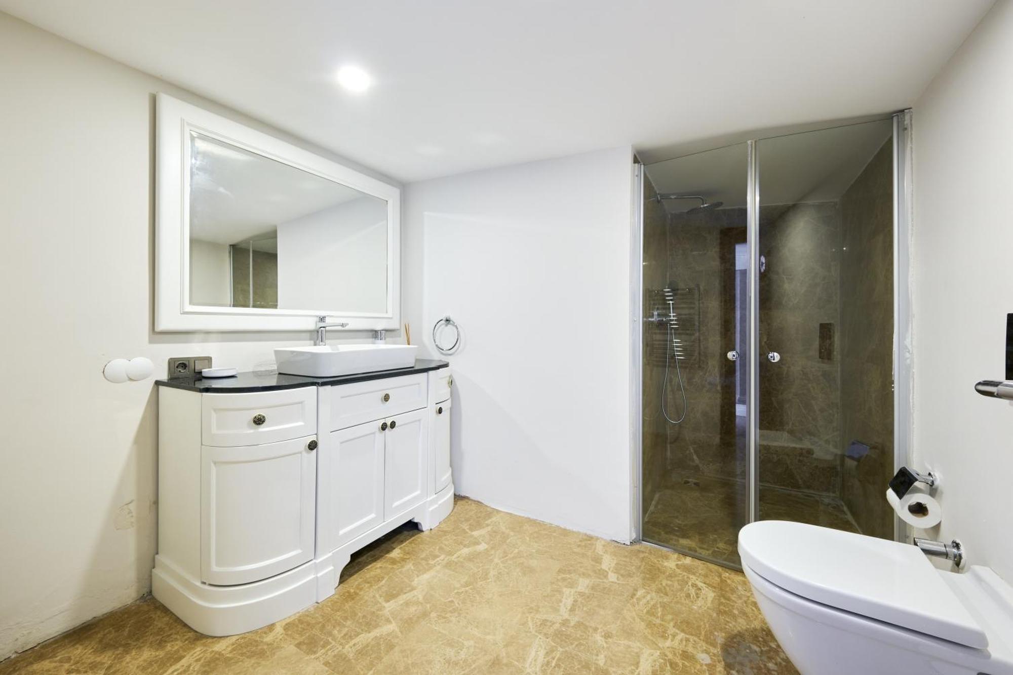 Daire Modern Duplex Bosphorus View With Teracce *