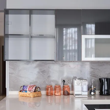 Modern Duplex Bosphorus View Apartment With Teracce Istanbul Exterior photo